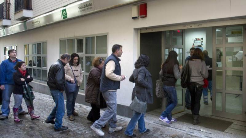 منطقة اليورو: تراجع ثقة المستهلكين ومعدل البطالة بالتزامن مع ارتفاع أسعار المنتجين