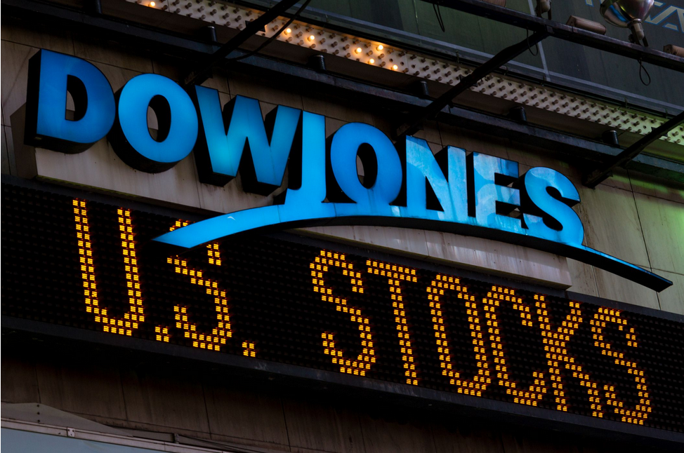 العنوان: الداو جونز يسجل أكبر خسارة يومية منذ أكتوبر وسط تصعيد ترامب التجاري