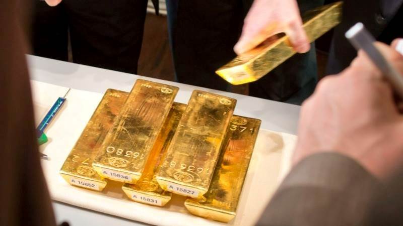 صعود الذهب نحو 4700 دولار يهدد فعالية 60/40